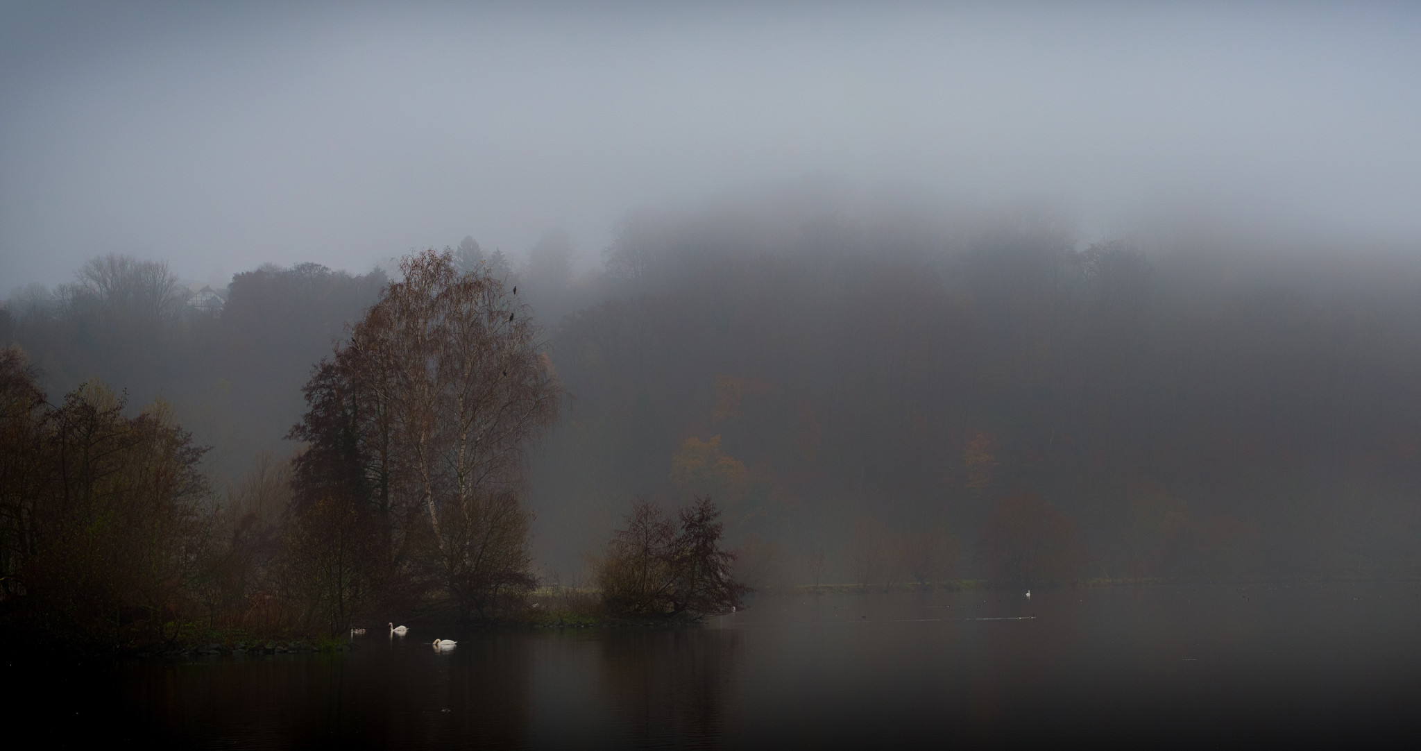 Ruhrufer unter Blankenstein