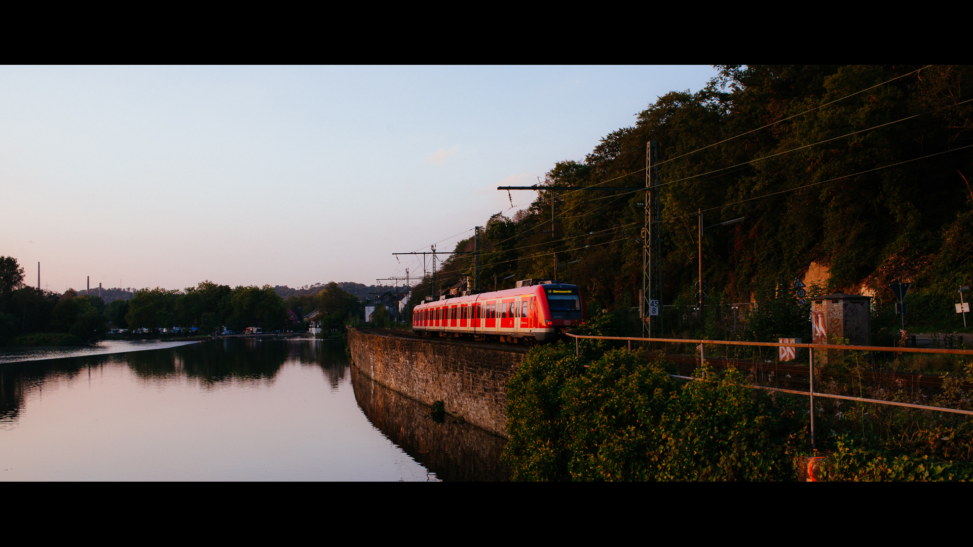 An der Schwimmbrücke